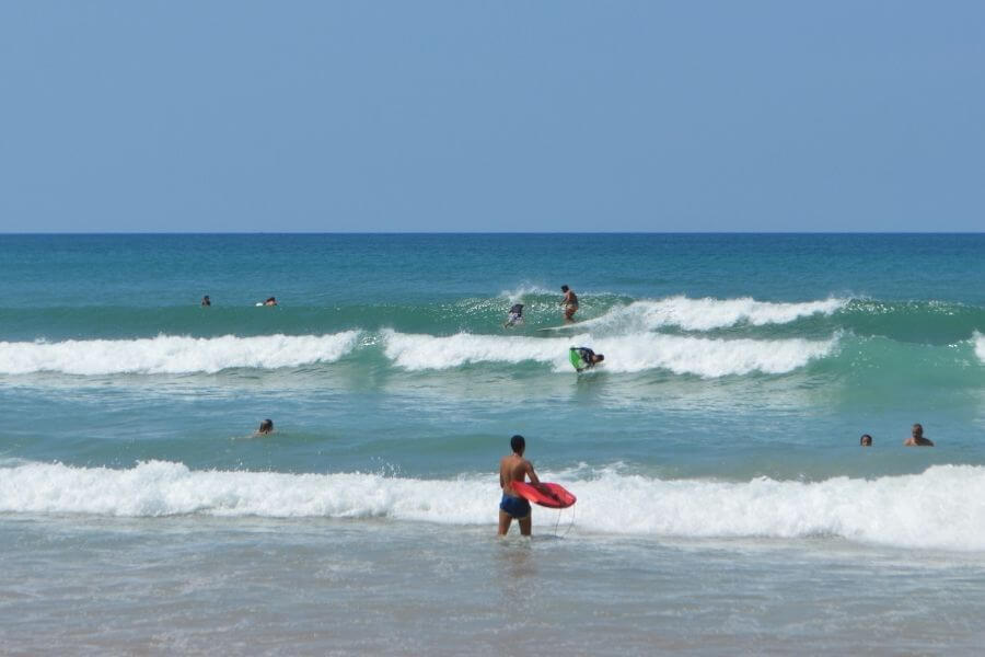 Turismo de Surf: Prácticas sostenibles