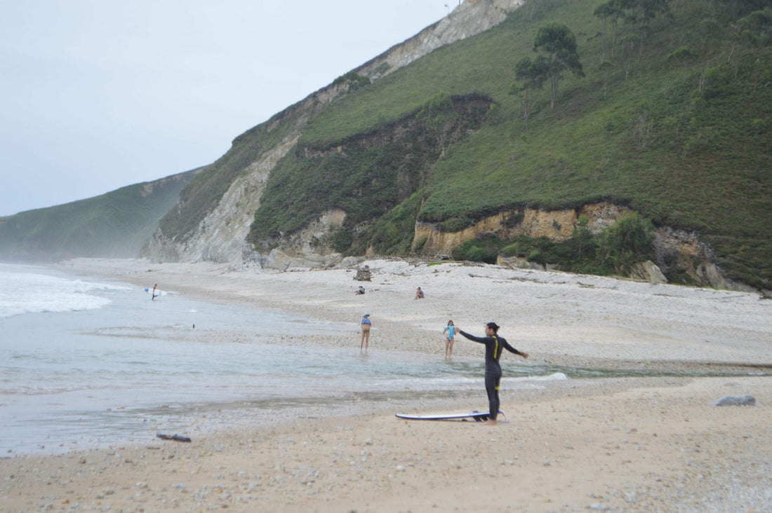 Surf en Asturias, mejor playa para surfear en assturias