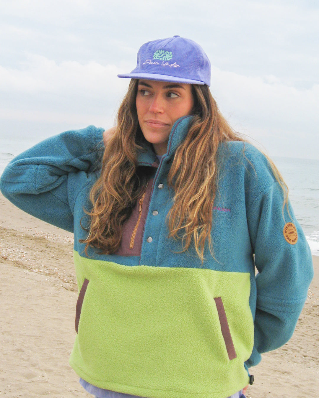 Gorra de pana lila