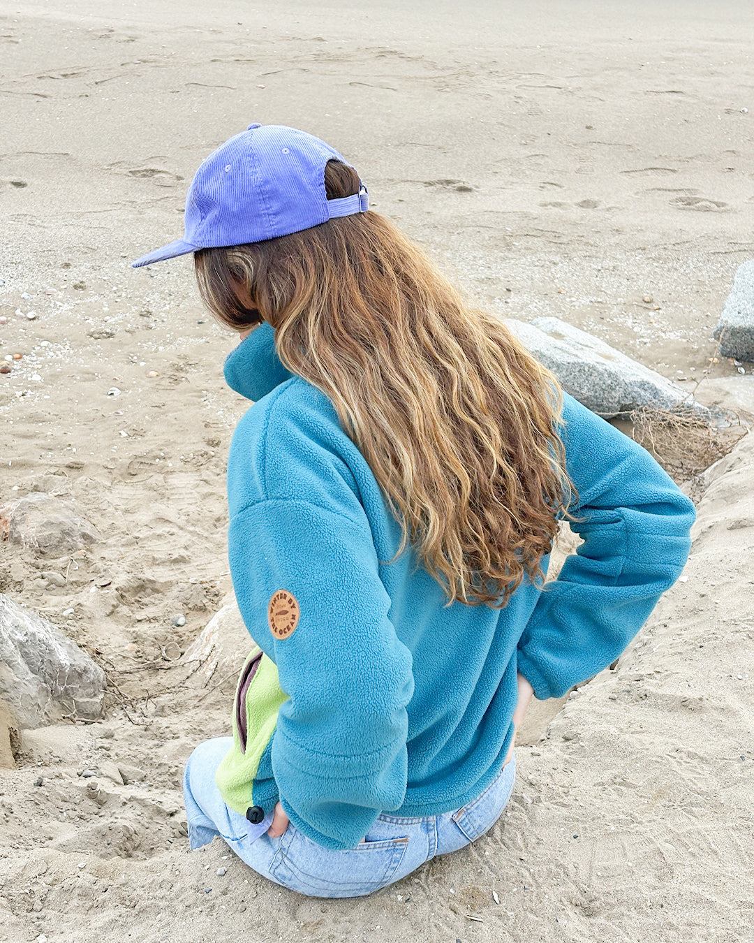 Gorra de pana lila