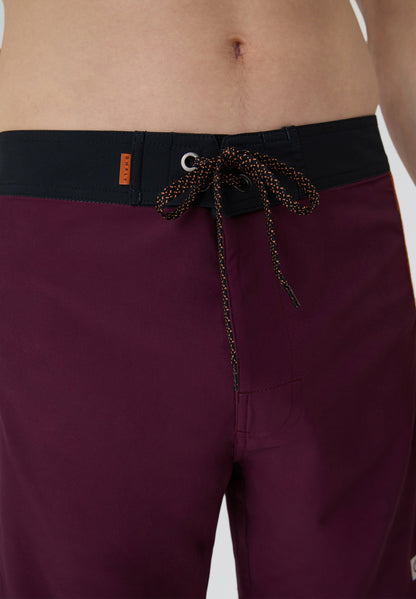 Detalle cordón regulable bañador surf hombre Deeply Limitless II