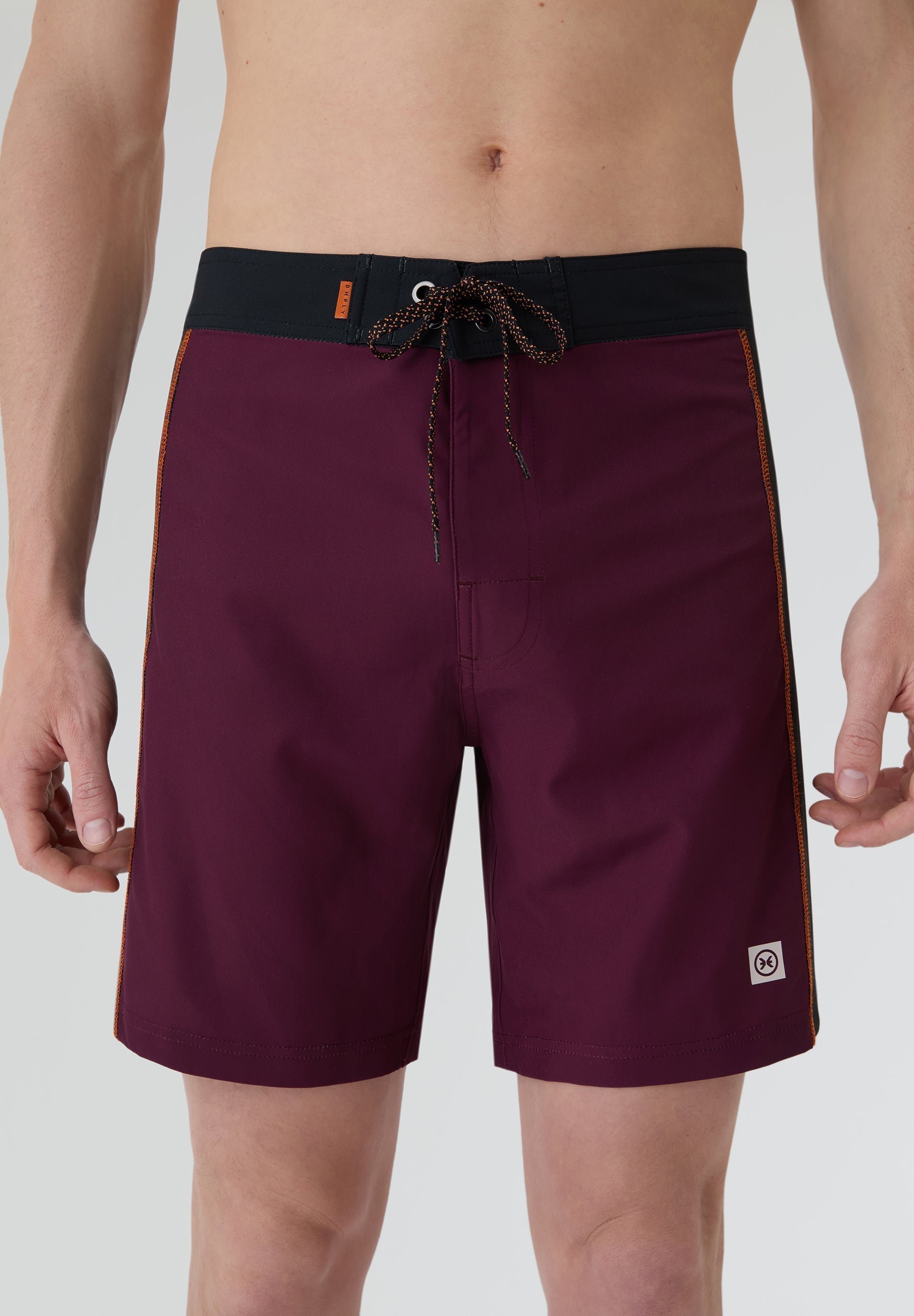 Bañador surf hombre Deeply Limitless II boardshort burdeos vista frontal