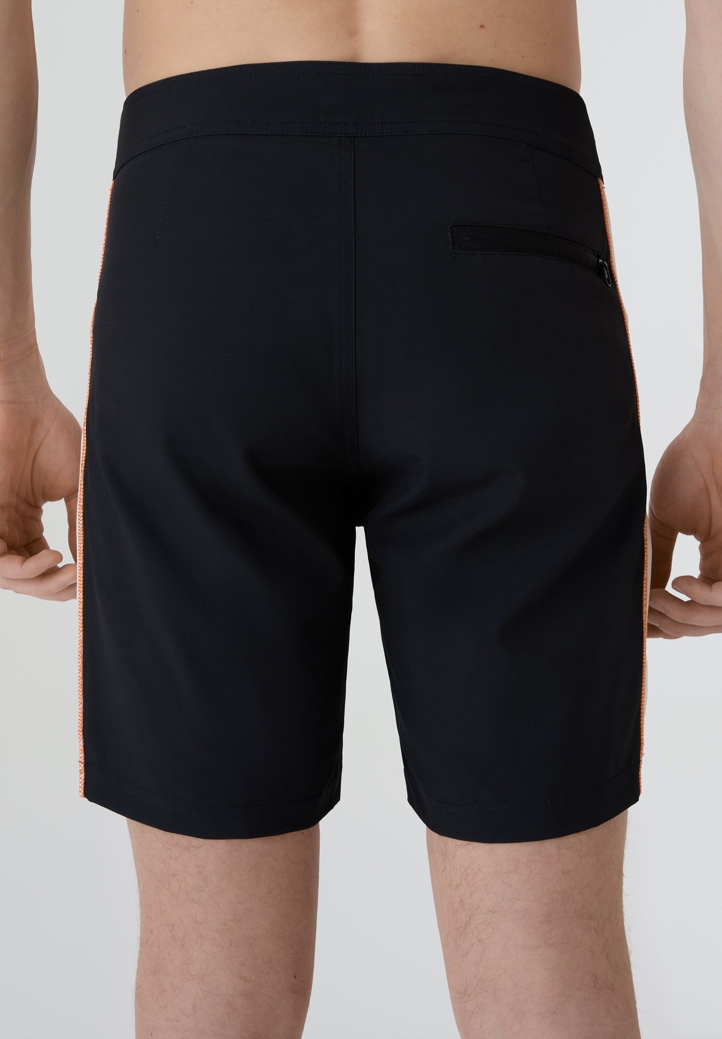 Bañador surf hombre Deeply Limitless II negro y blanco vista trasera