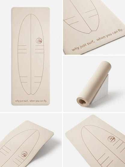 Composición de imágenes mostrando el diseño de tabla de surf, el enrollado y la textura de la esterilla Flysurf.