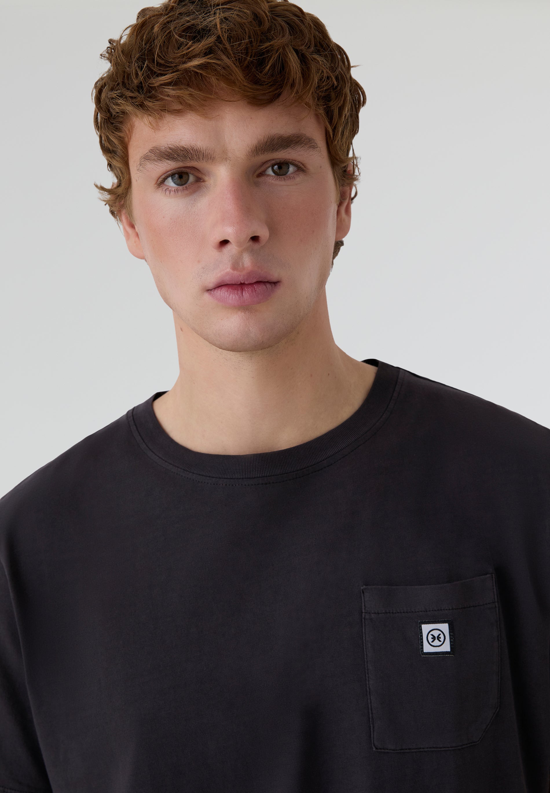 Camiseta Logo Line Antracita - Ropa