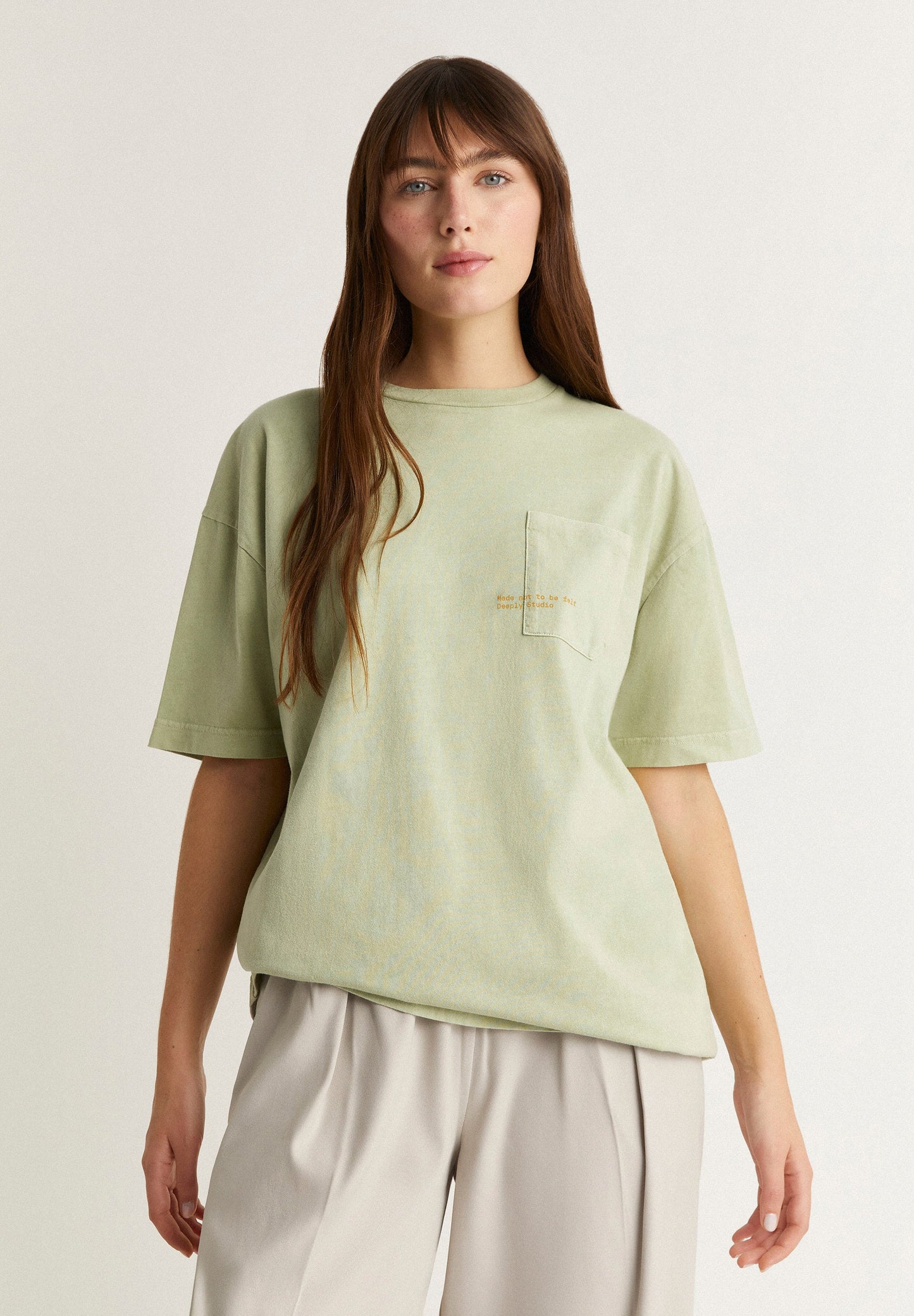 Camiseta Bolsillo Gráfico Caqui - Ropa