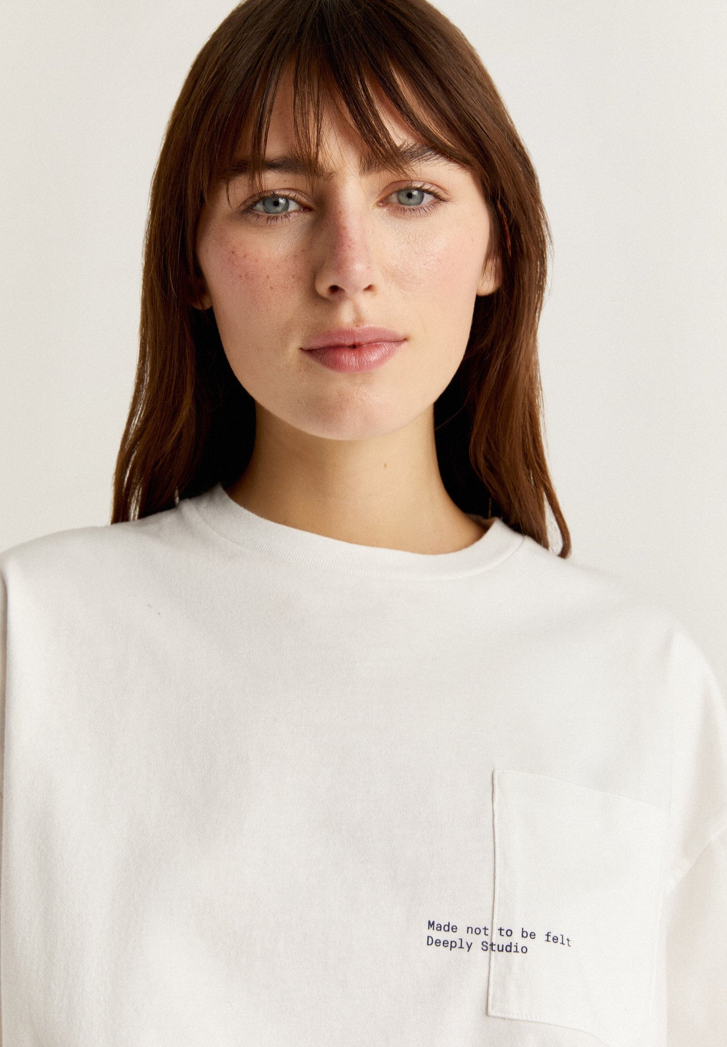 Camiseta Bolsillo Gráfico Blanco Roto - Ropa