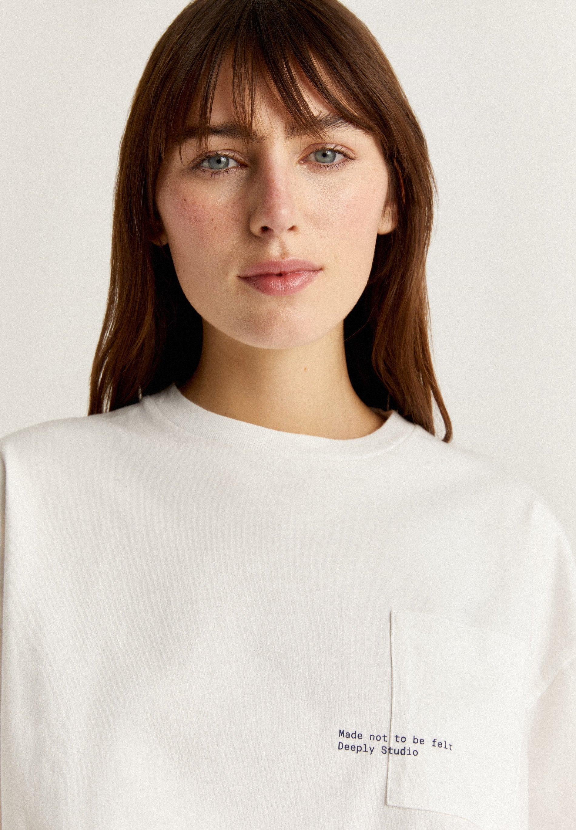 Camiseta Bolsillo Gráfico Blanco Roto - Ropa
