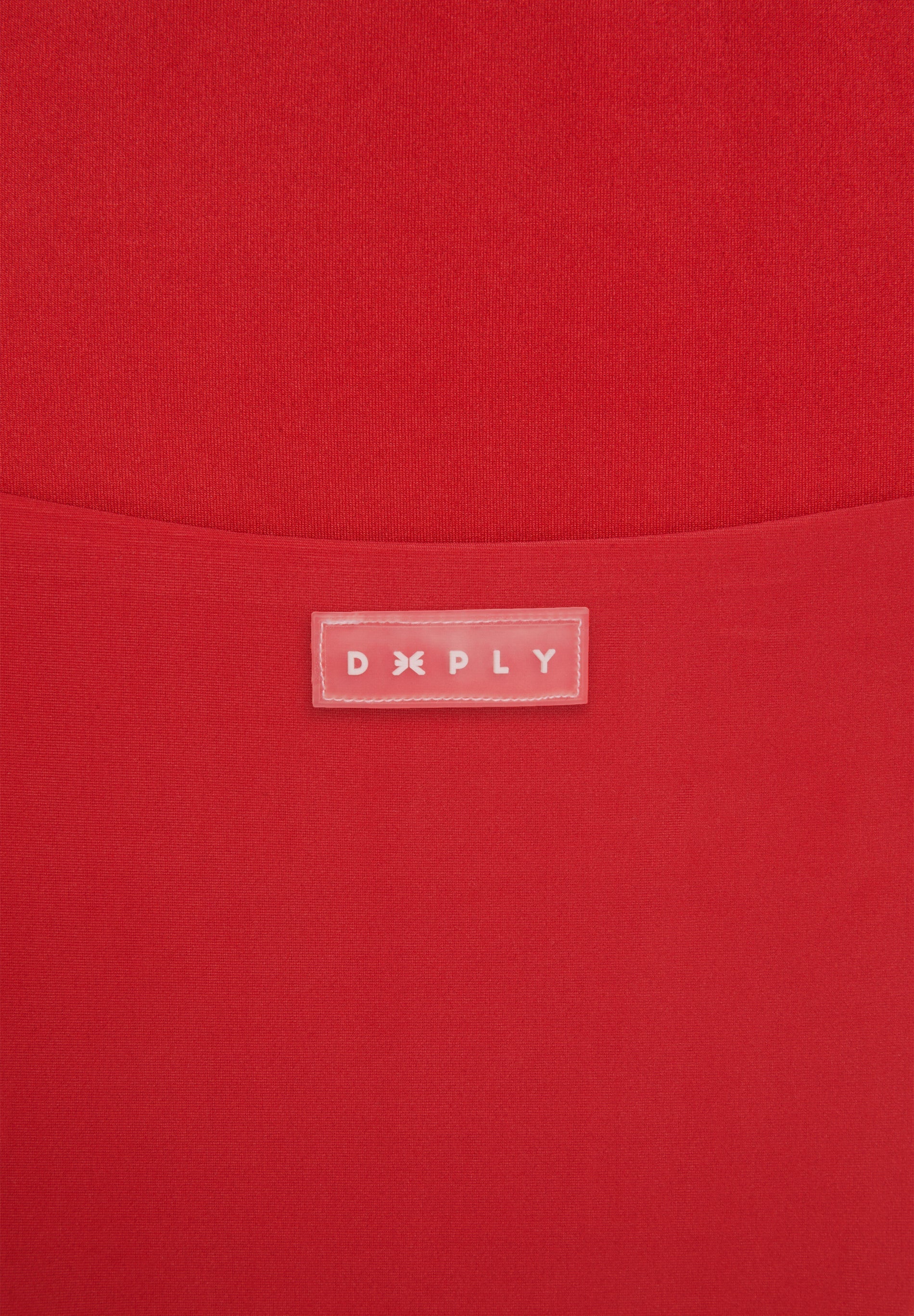 Bañador Deeply Mujer Essence rojo, detalle del tejido