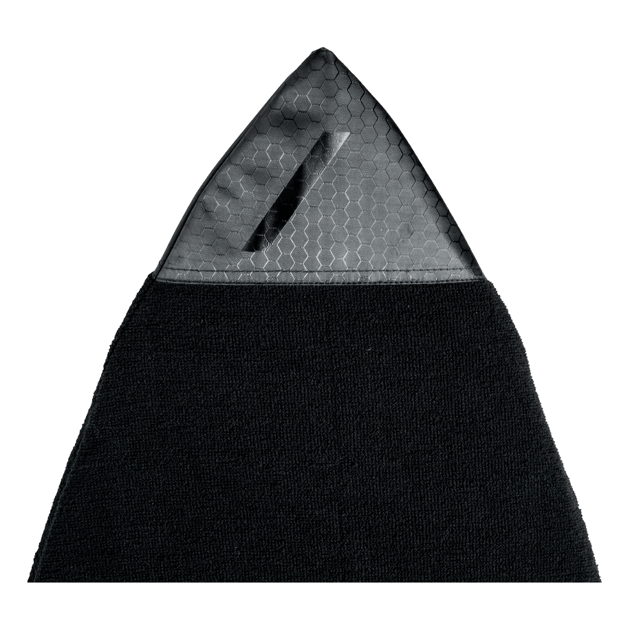 Detalle de la punta afilada para shortboard de la funda Perf