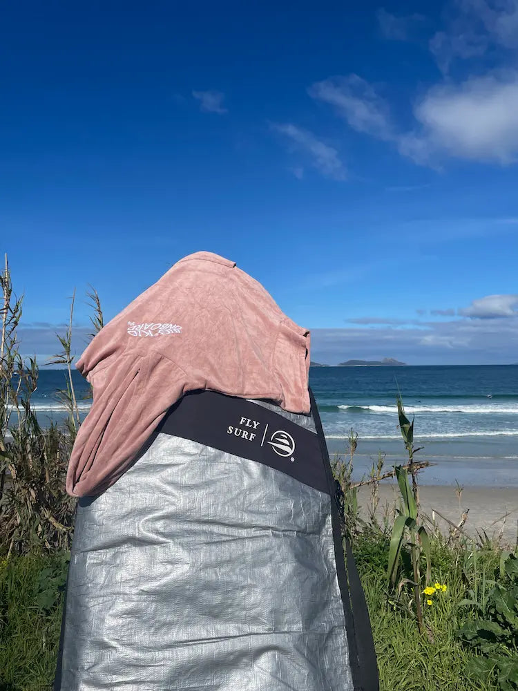 funda surf en la playa