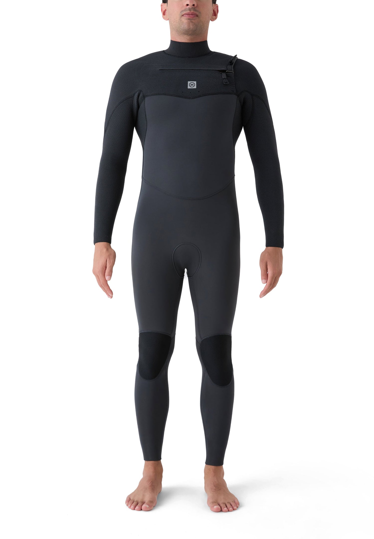 Traje de surf integral Deeply Explorer IV 4/3 para hombre, color negro mate, fabricado con Mineralprene de alto rendimiento térmico.