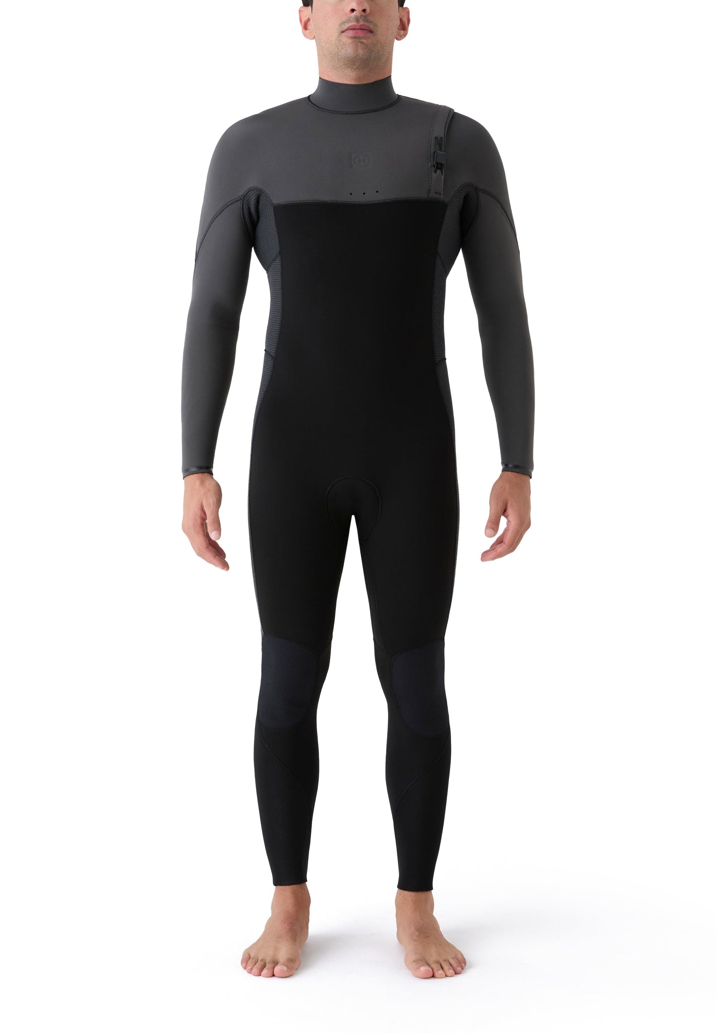 Traje de neopreno integral Deeply Limitless III de 5/3 mm para hombre, diseñado para máxima protección térmica en aguas frías.