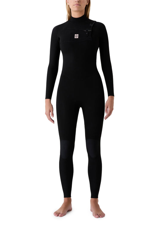 Traje de neopreno integral para mujer en color negro, diseñado con un corte anatómico que optimiza la movilidad y el confort en el agua.