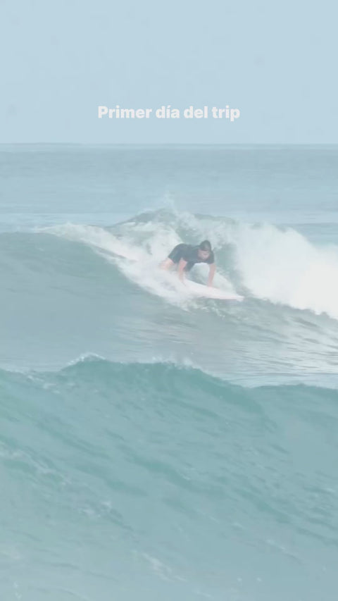 Primer día del surftrip vs. último día del surftrip a maldivas