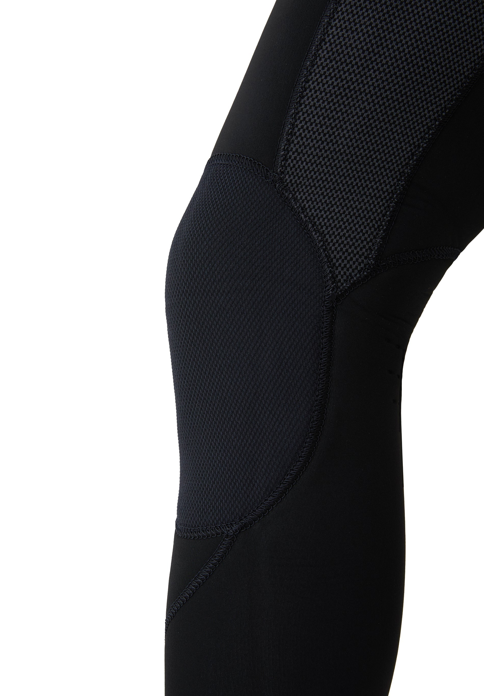 Detalle de las rodilleras reforzadas del modelo Frost III, combinando durabilidad con alta flexibilidad.
