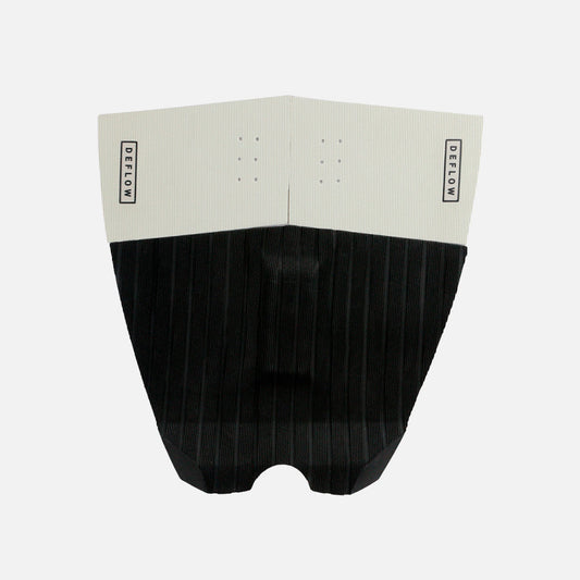 surf grip negro y plateado de deflow para el tail de la tabla de surf