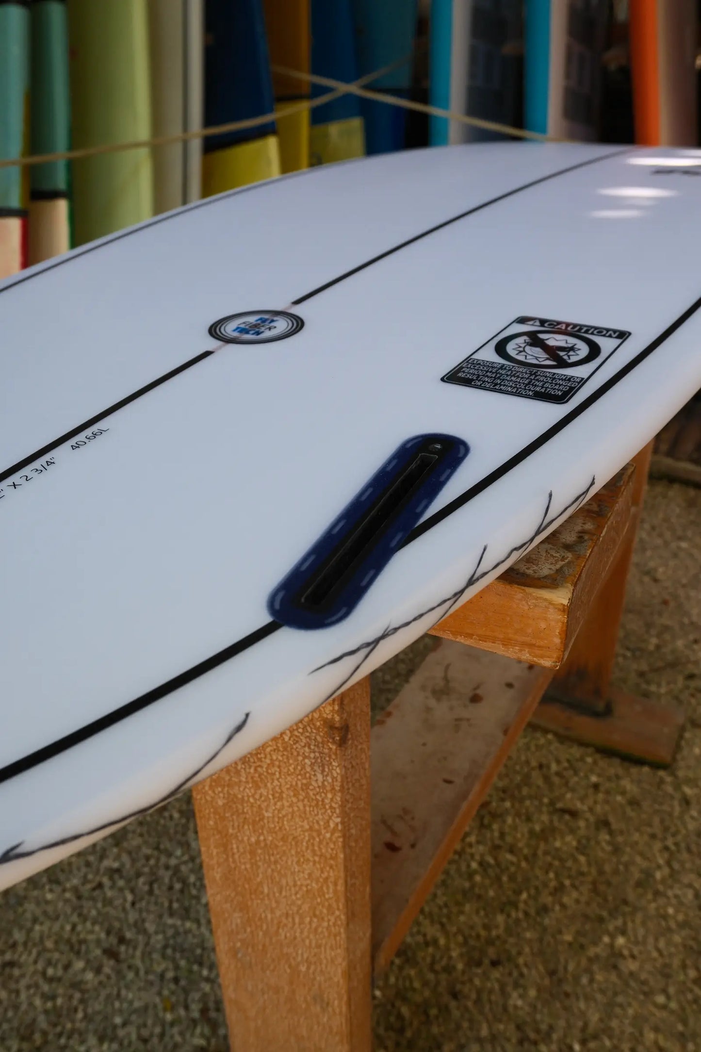 Tabla de surf Apollo Blanca de Flysurf - detalle 4