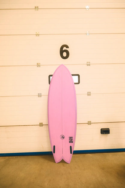 Tabla de surf Fibra Fish 6.4 Rosa