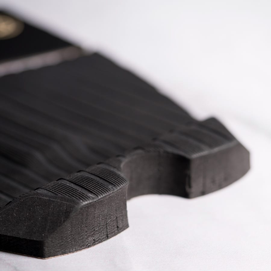 detalle del tail del Surf grip 3 piezas negro deflow