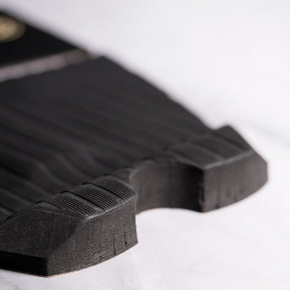 detalle del tail del Surf grip 3 piezas negro deflow