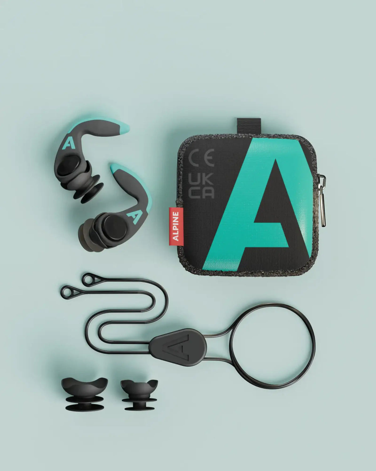 Contenido de los tapones WaterSafe Pro: tapones, cordón ajustable, puntas de repuesto y funda